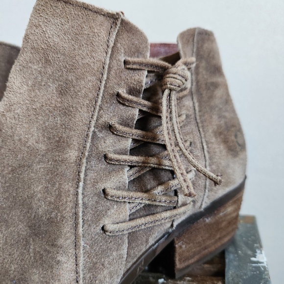 Born Bessie Suede Ankle Boot Side Zip Brown Size 8.5 - Picture 4 of 8